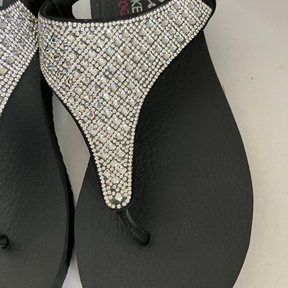 NWOT Skecher Yoga Foam Cali with Rhinestones Sandals Size 7.  New without box. - Picture 4 of 8